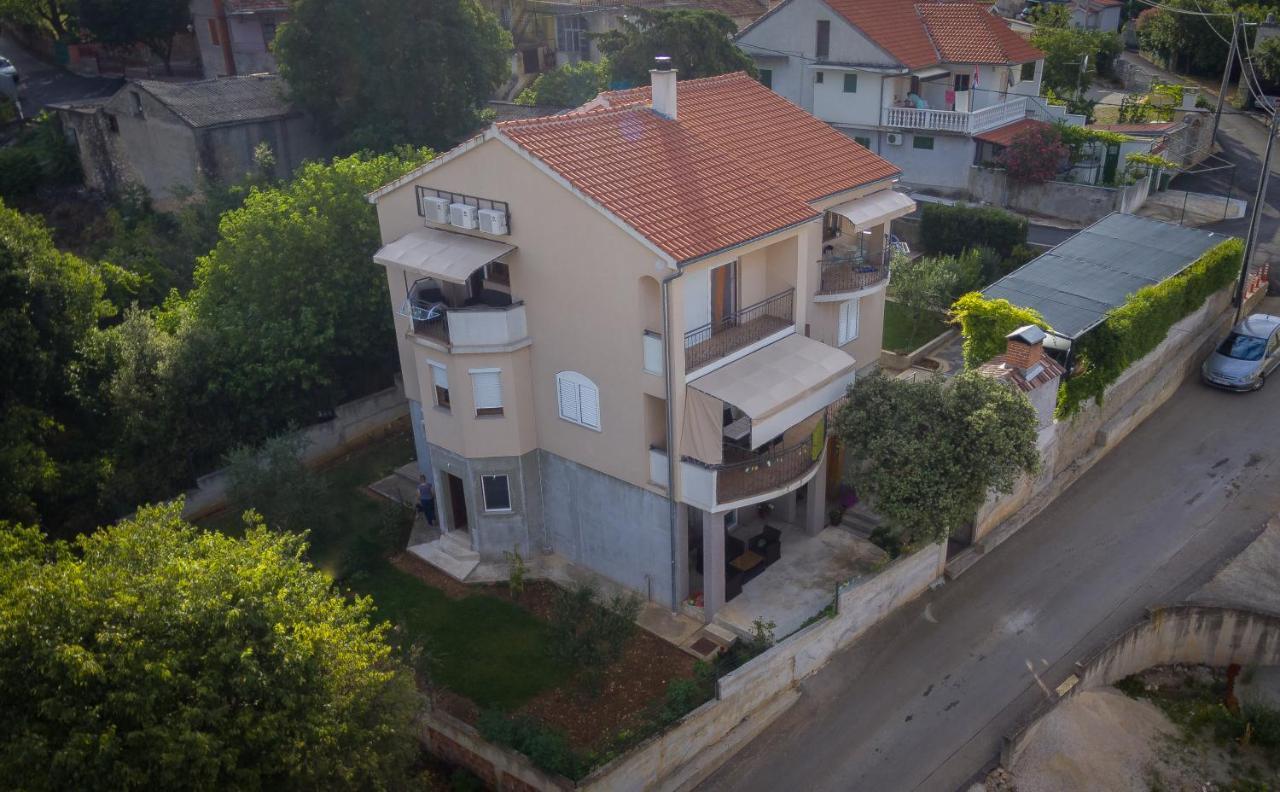 Apartament Jukic Sveti Filip i Jakov Eksteriør bilde