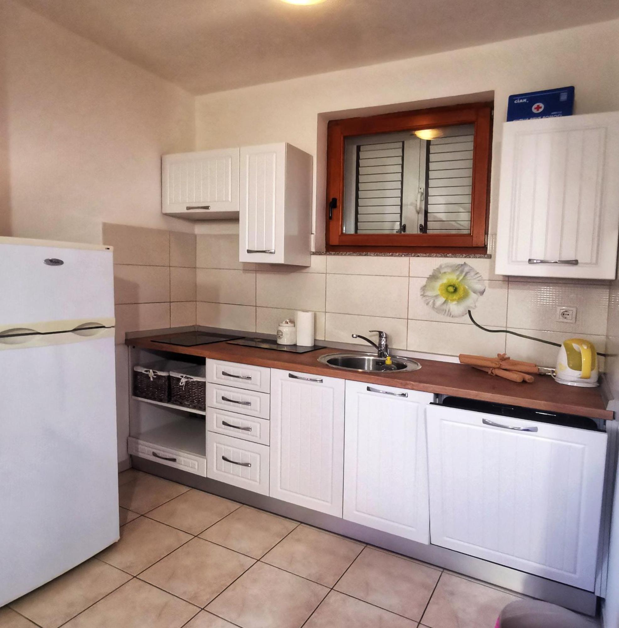 Apartament Jukic Sveti Filip i Jakov Eksteriør bilde